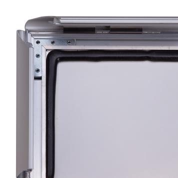 Expositor Publicitarion impermeable con dispositivo antirrobo «Eco 35», perfil de 35 mm